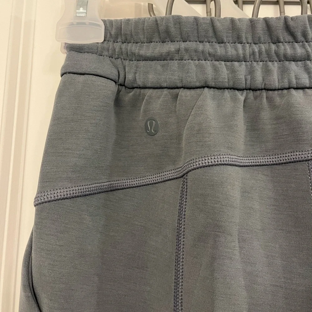 Lululemon Light Blue Yoga Pants - Picture 3 of 4